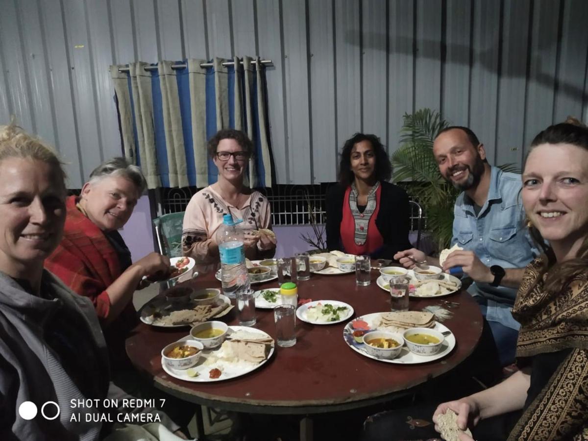 Srishti Shelter Hotel Váránaszi Kültér fotó